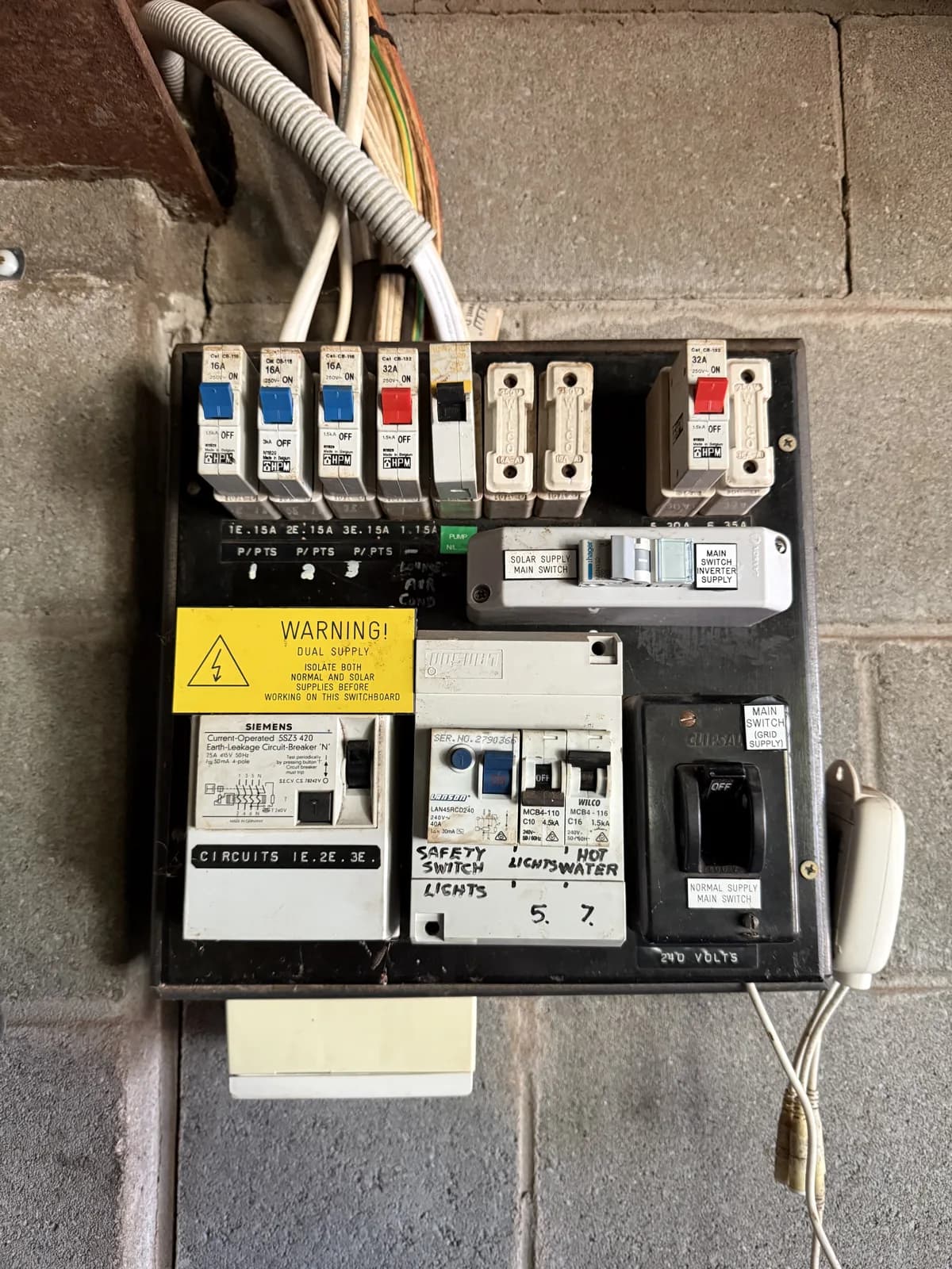 Fuse Panel Upgrade - Before & After detail 2
