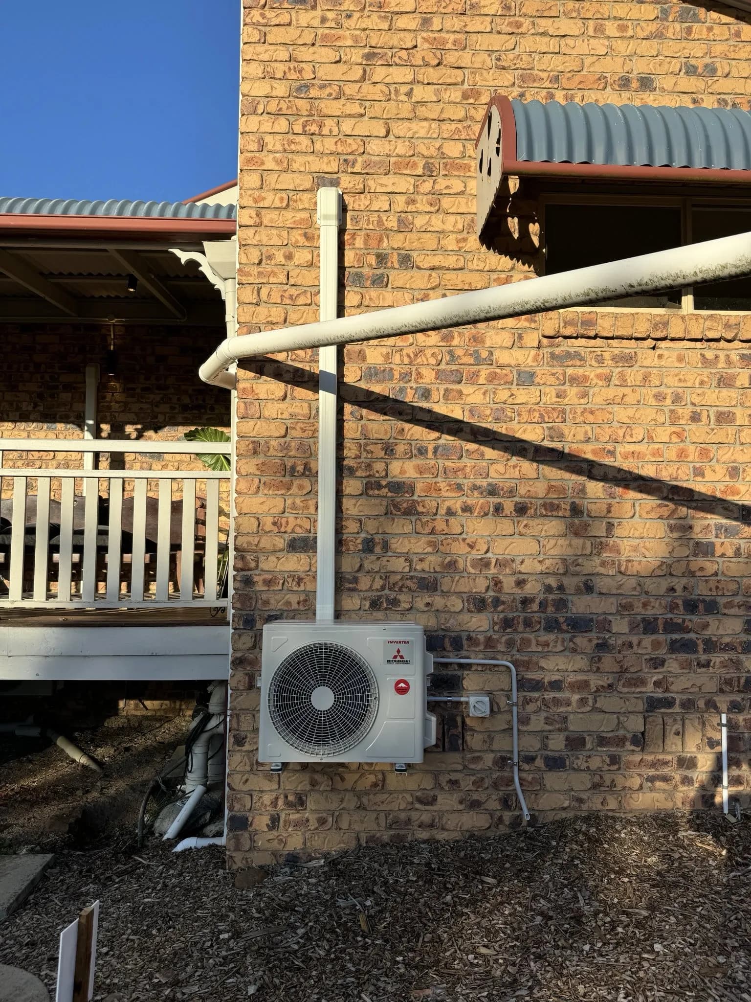 Neat AC conduit installation