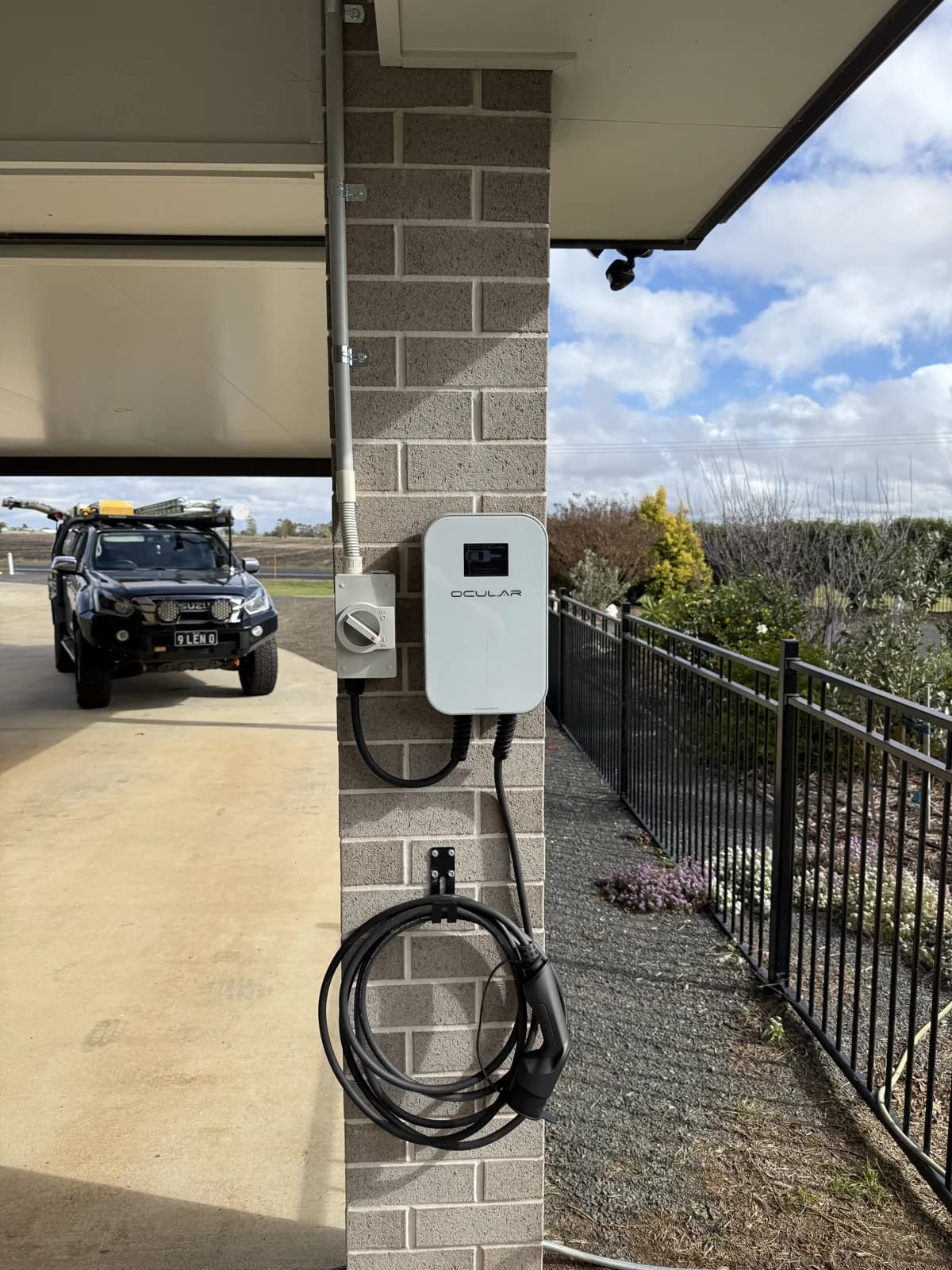 Ocular EV Charger detail 2