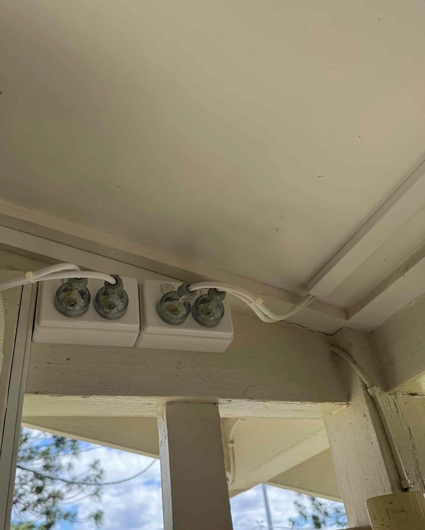 Power Points & Switches — photo 3 of 4